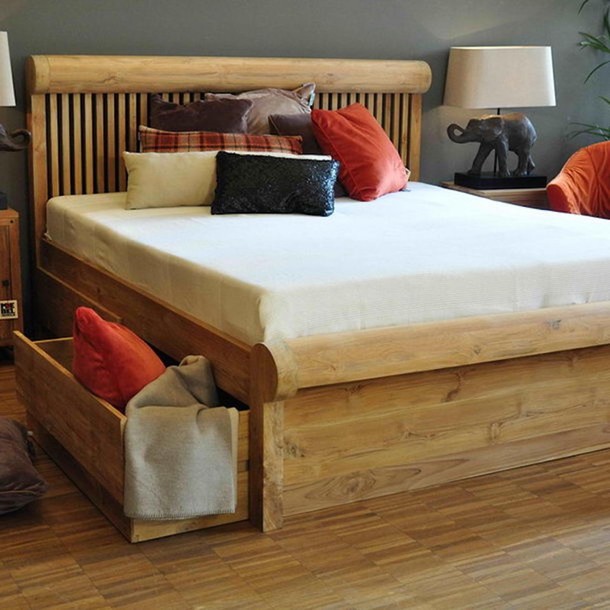 Bett Giovanni aus Teak Massivholz mit Bettkasten, Edelholz Bett aus Plantagen Teak, Bett in Schreiner Qualität von Hand gefertigt, Dekoration mit schoenen Kissen von pad, besondere Elefanten  Lampe für Nachttisch, Massivholz Moebel Muenchen