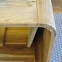 Massivholz Sofatisch aus Teak, auch als Bücherregal oder Ablage benutzbar